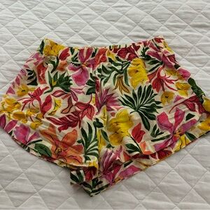 Old Navy women’s size S pajama tropical shorts Floral  EUC